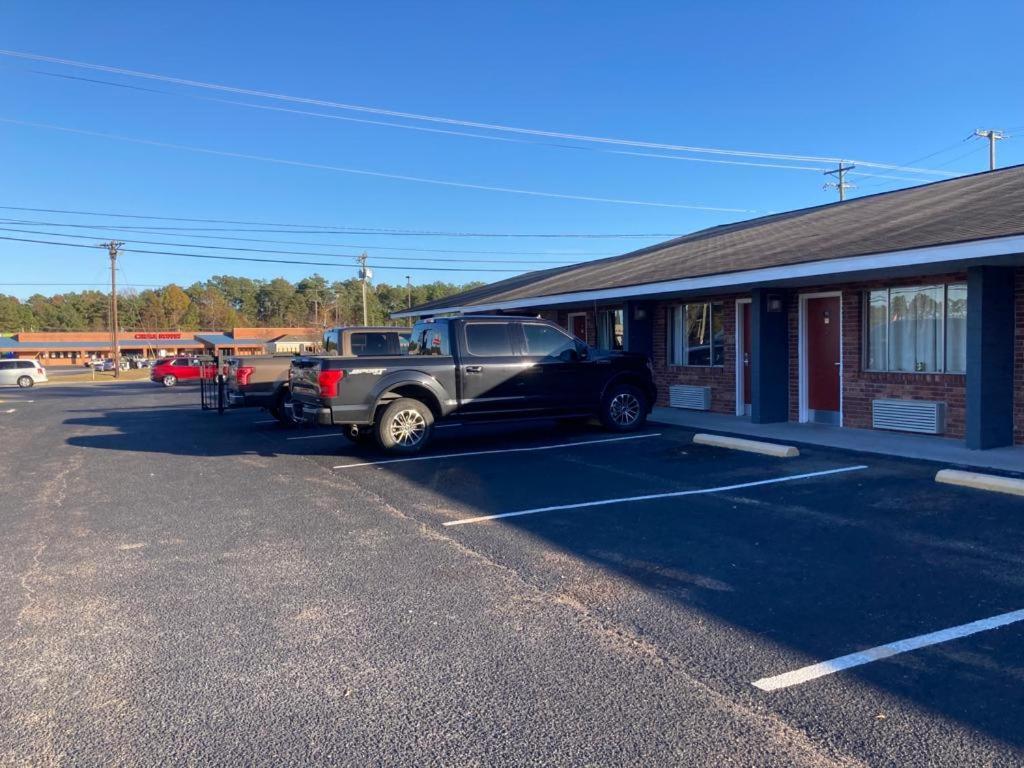 Fairfield Motel Of Winnsboro Extérieur photo