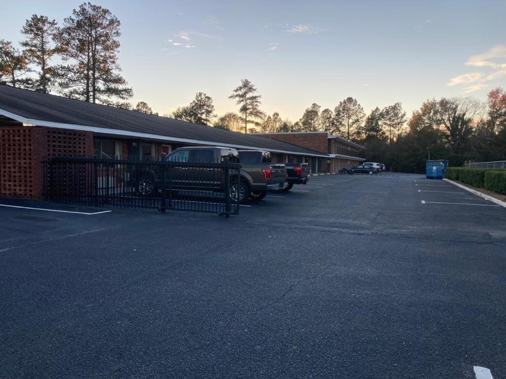 Fairfield Motel Of Winnsboro Extérieur photo